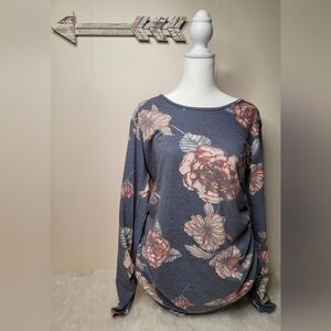 XL Ladies Long Sleeve shirt